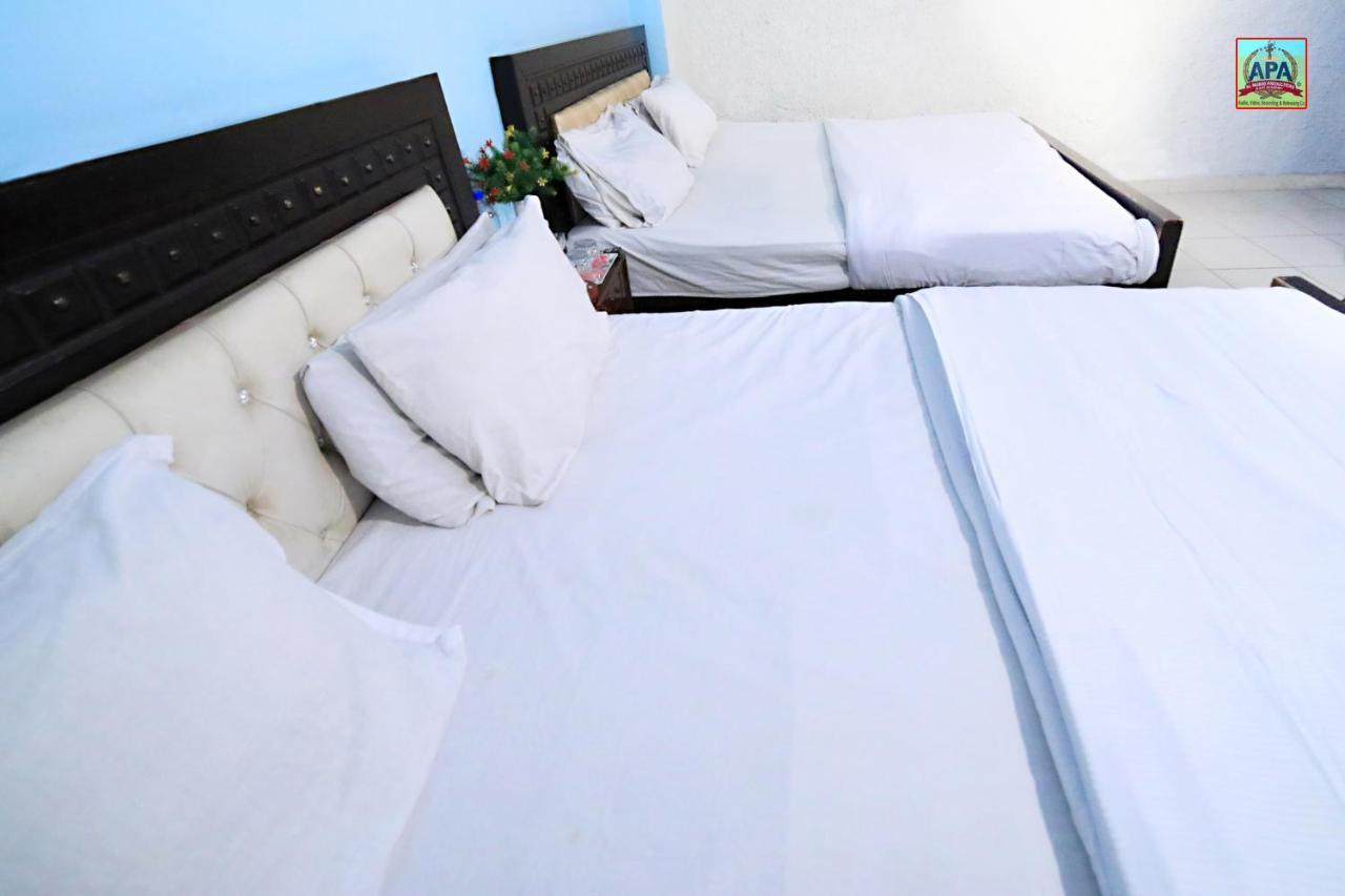 Royal Inn Guest House 라호르 외부 사진