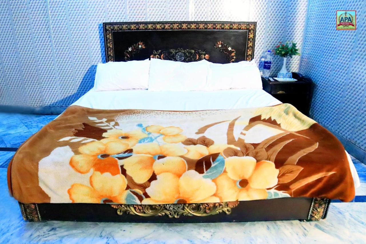 Royal Inn Guest House 라호르 외부 사진